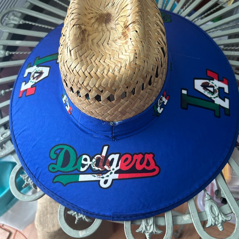 LA Dodgers straw hat